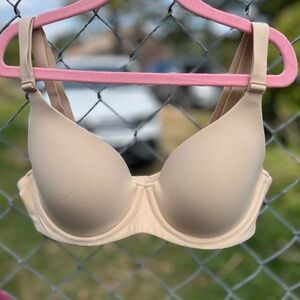 SKIMS fit everybody T-shirt bra